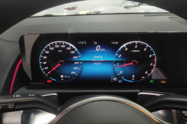 Used Mercedes-Benz GLB 2022 Updated GLB 200 Fashion Edition
