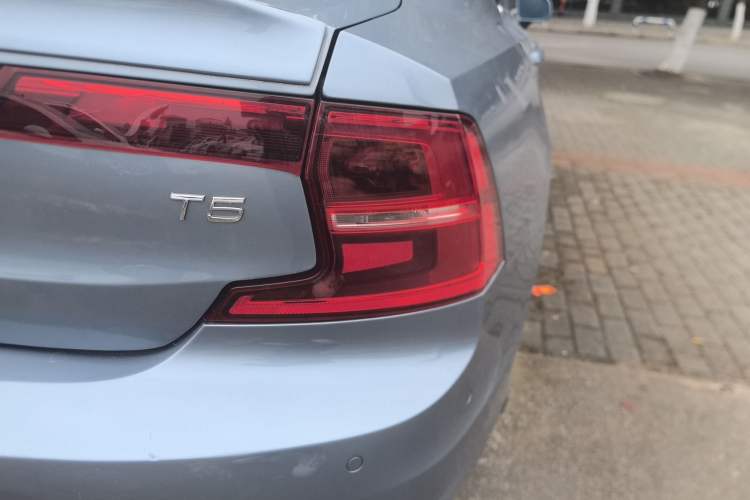 Used Volvo S90 2018 T5 Zhiyuan Edition