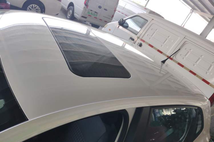 Used Volkswagen Polo 2016 1.6L Automatic Comfort Model
