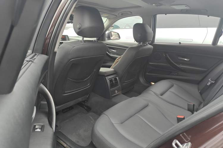 Used BMW 3 Series 2017 320Li Fashion Model
