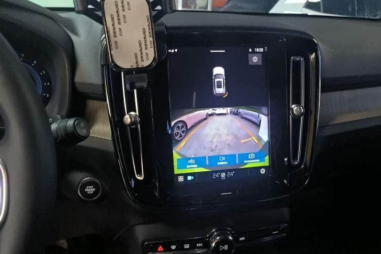 Used Volvo XC40 2023 B3 Zhiyuan Luxury Edition