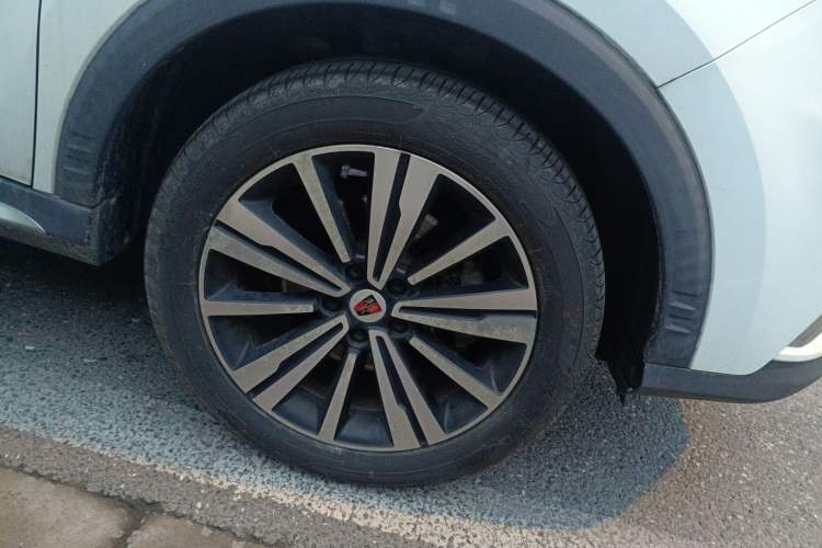 Used Roewe RX5 2019 20T Two-Wheel Drive Automatic 4G Connected Platinum Edition
