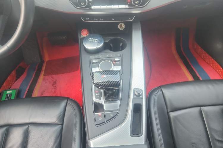 Used Audi A4L 2017 40 TFSI Fashion Model
