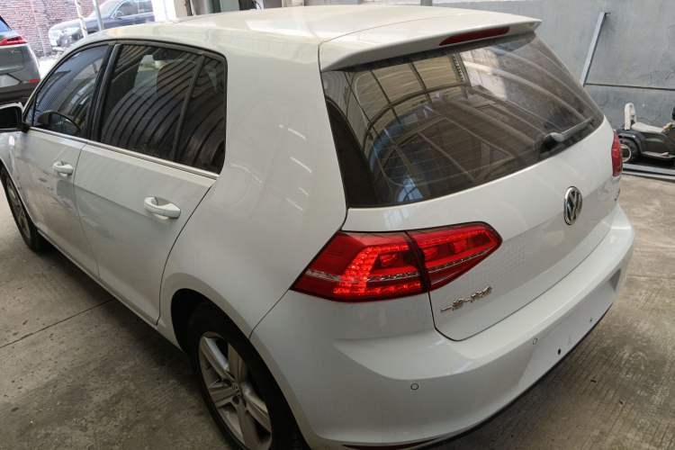 Used Volkswagen Golf 2016 1.6L Automatic Comfort Model
