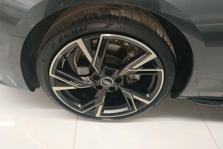 Used Audi A4L 2024 40 TFSI quattro RS Performance Package
