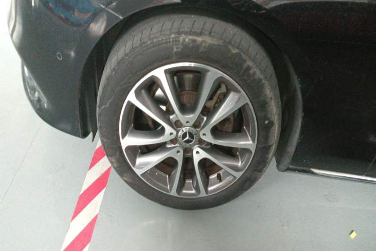 Used Mercedes-Benz E-Class 2016 E 200 L