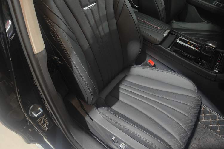 Used Hongqi H5 2023 1.5T DCT Smart Connect Flagship Edition
