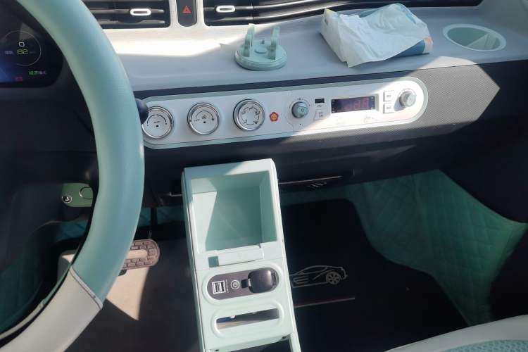 Used Wuling Hongguang MINIEV 2022 Macaron Fashion Edition Lithium-Nickel-Cobalt-Alpha-oxide
