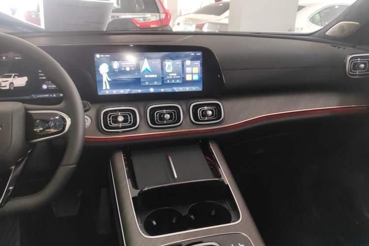 Used Chery Tiggo 9 2025 2.0T Dual-Clutch Two-Wheel Drive Luxury Edition 5 Seats
