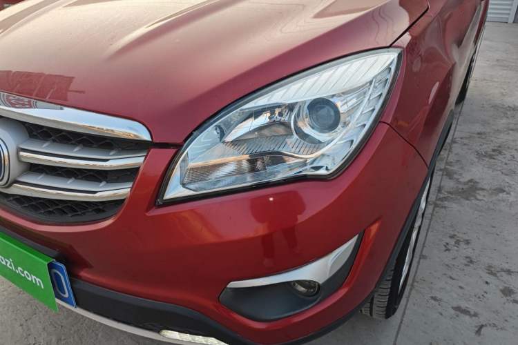 Used Changan CS35 2016 1.6L Automatic Luxury Model China IV Standard