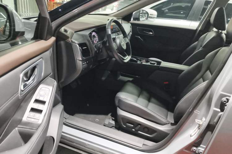 Used Nissan X-Trail 2023 e-POWER Ultra-Hybrid Dual-Motor All-Wheel-Drive Luxury Edition
