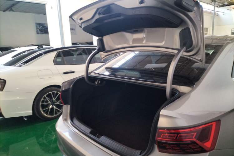 Used Volkswagen Sagitar 2020 280TSI DSG Comfort Version China VI Standard
