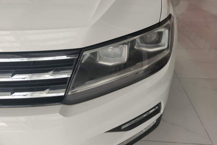 Used Volkswagen Tiguan L 2018 330TSI Automatic Two-Wheel Drive Luxury Edition
