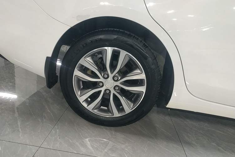 Used Buick GT 2018 18T Automatic Elite Model
