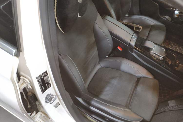 Used Mercedes-Benz A-Class 2021 A 200 L Sport Sedan Fashion Model