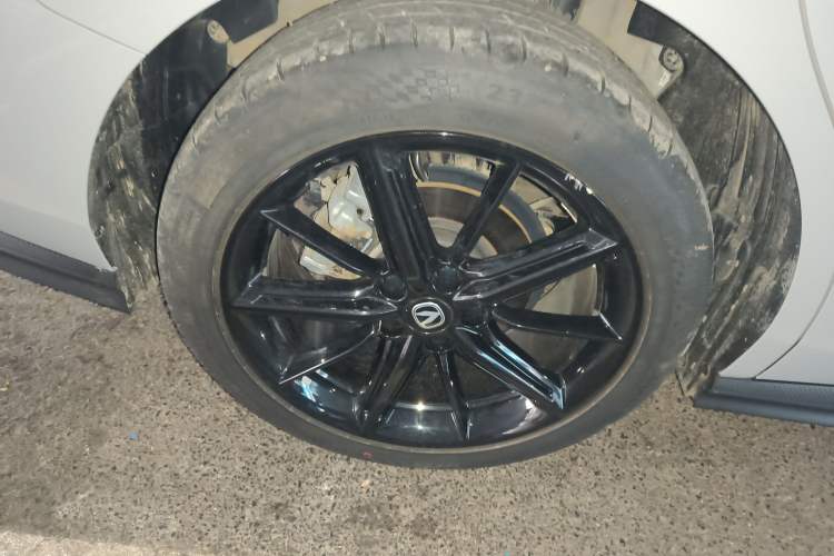 Used Changan UNI-V 2022 1.5T Prestige Version
