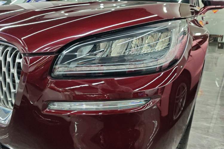 Used Lincoln Corsair 2022 2.0T Two-Wheel Drive Deluxe Edition
