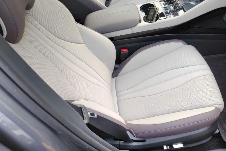 Used BYD Song PLUS New Energy 2025 EV 520km Premium Version
