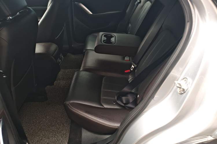 Used Mazda CX-4 2018 2.0L Automatic Two-Wheel Drive Blue Sky Luxury Edition
