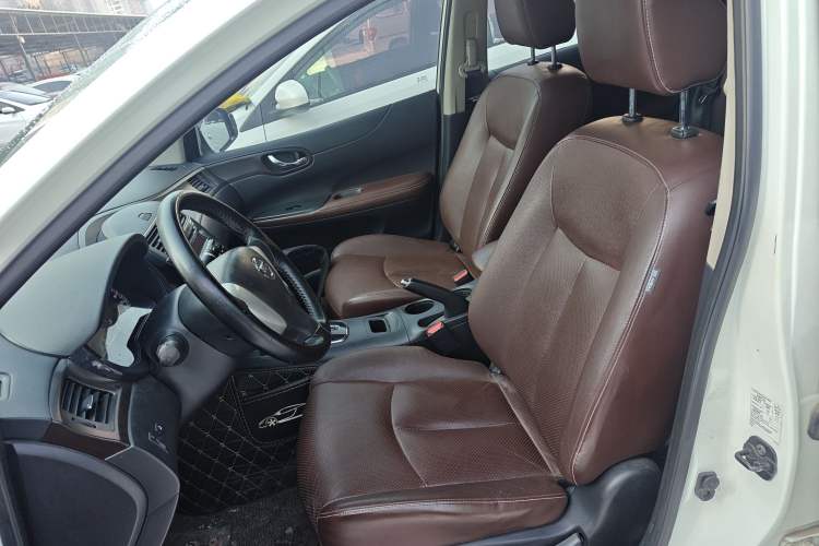 Used Nissan Tiida 2014 1.6L CVT Smart Model