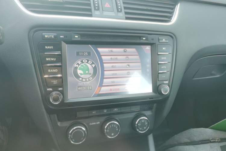 Used Skoda Octavia 2017 1.6L Automatic Smart Drive Edition