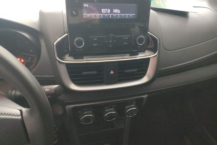 Used Toyota YARiS L 2021 X-Trail 1.5L CVT Leading Edition
