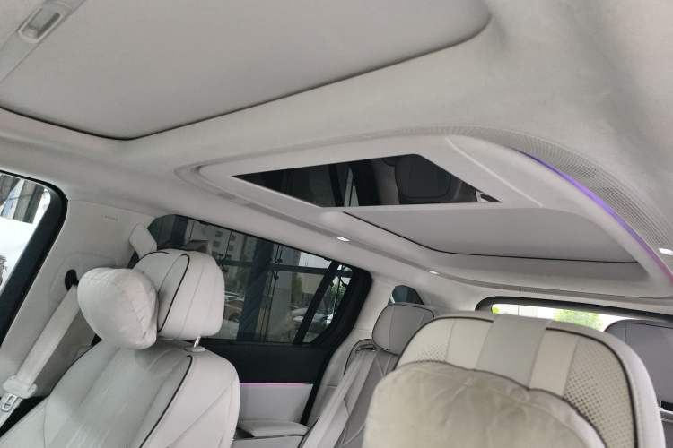 Used XPeng X9 2025 702 Four-Wheel Drive High-Performance Max
