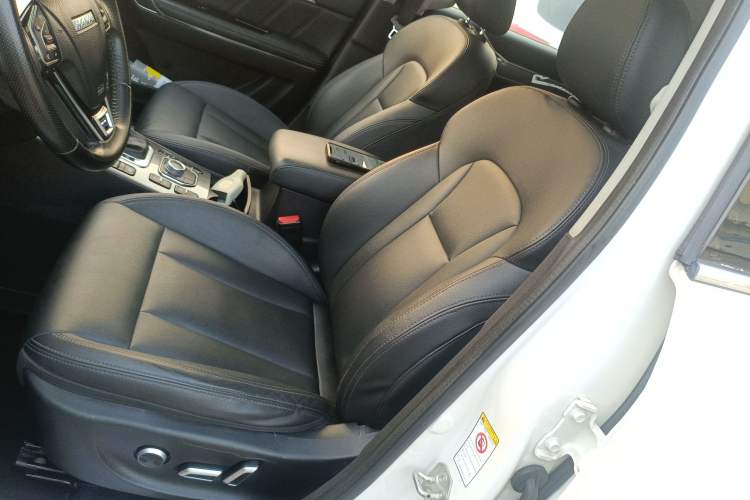 Used Haval H6 Coupe 2015 Blue Label 2.0T Automatic Two-Wheel Drive Prestige Model
