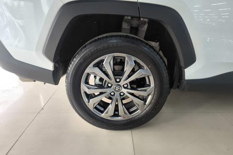 Used Toyota RAV4 2023 Dual-Motor 2.5L E-CVT Two-Wheel Drive Elite Edition