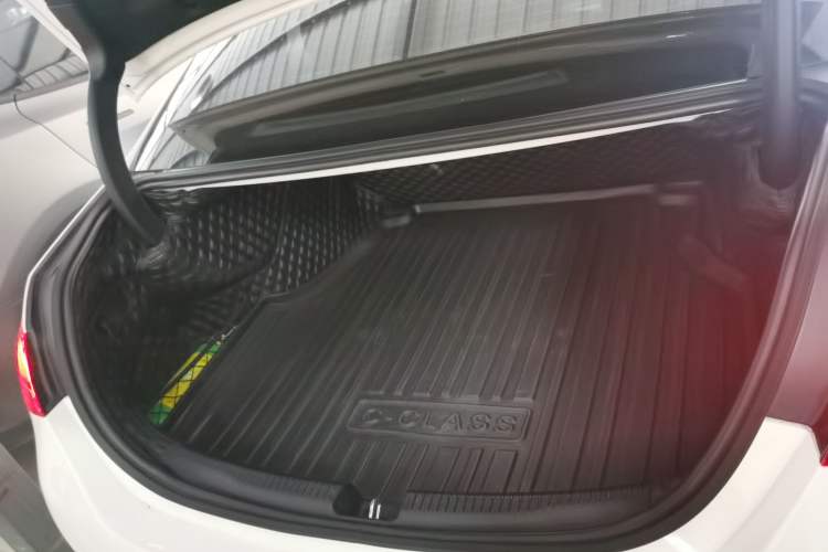 Used Mercedes-Benz C-Class 2024 C 260 L Brilliant Night Sports Edition
