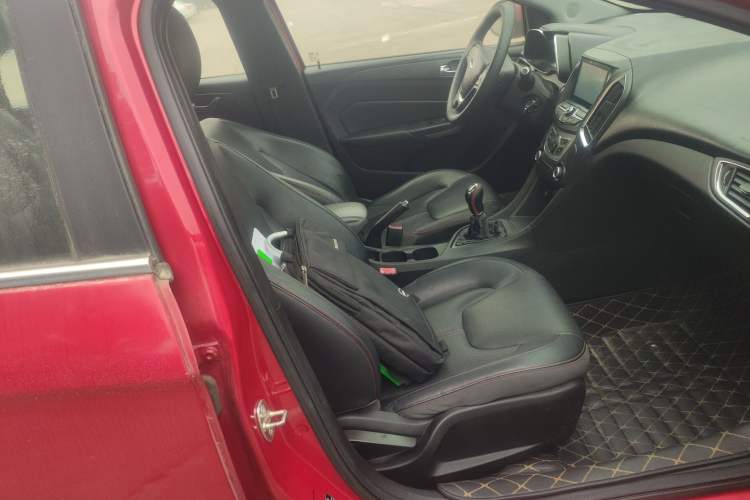 Used Chery Arrizo 5 2016 1.5L Manual Lingrui Edition

