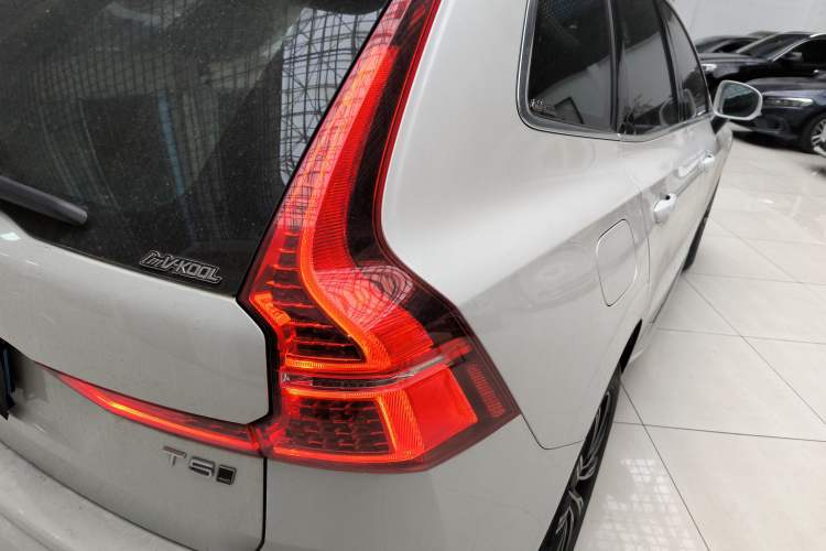 Used Volvo XC60 2021 T5 4x4 Smart Luxury Edition