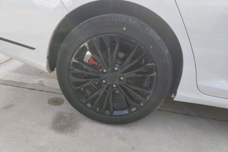 Used Dongfeng Aeolus Yixuan MAX 2021 1.5T Super Cool Trendy Dad Edition
