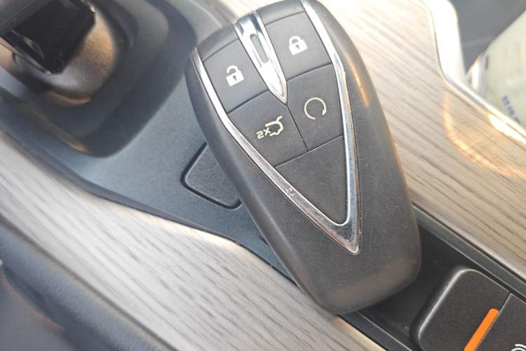 Used Changan X7 PLUS 2024 1.5T Automatic Luxury 7-Seater
