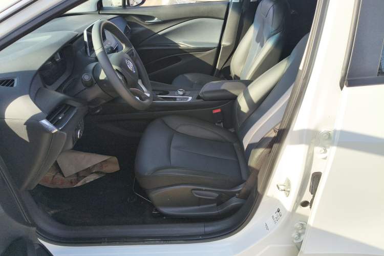 Used Buick Velite 6 2023 430km Range Commuter Version
