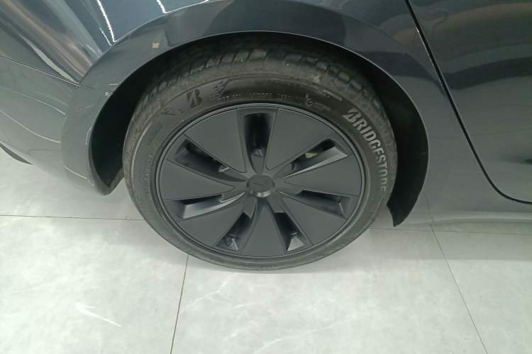 Used Tesla Model 3 2023 Rear-Wheel-Drive Version