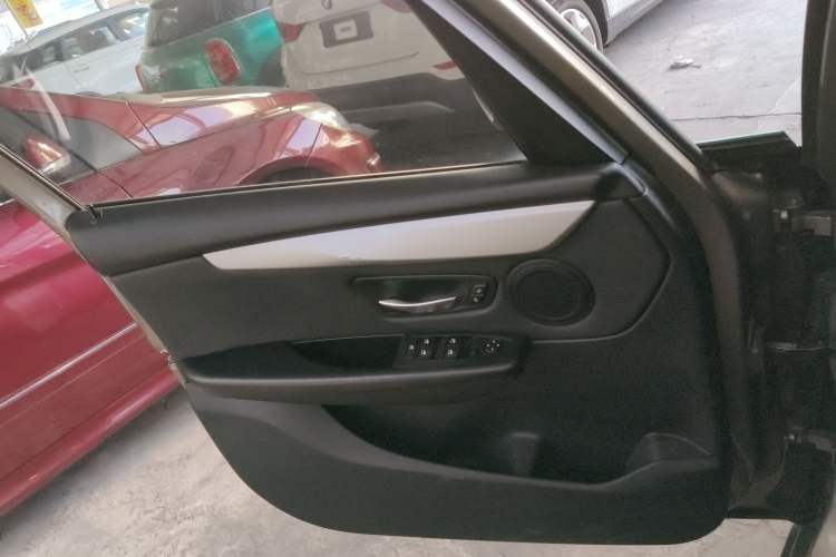 Used BMW 2 Series Active Tourer 2015 218i Leading Model
