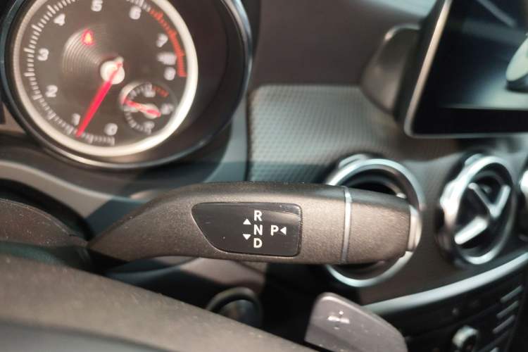 Used Mercedes-Benz GLA 2017 GLA 200 Fashion Model