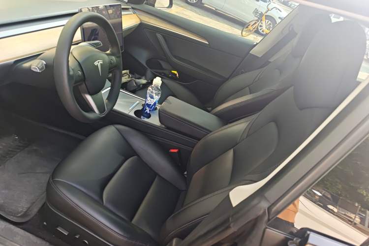 Used Tesla Model 3 2022 Rear-Wheel-Drive Version
