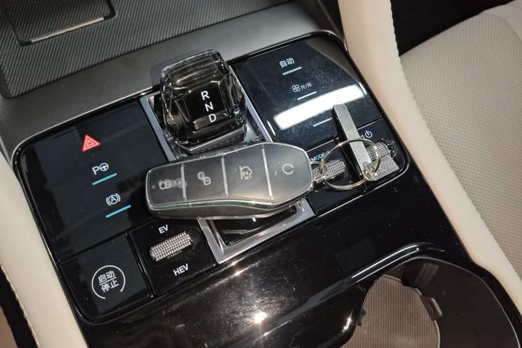 Used BYD Song PLUS New Energy 2025 DM-i Smart Drive 112KM Prestige Model