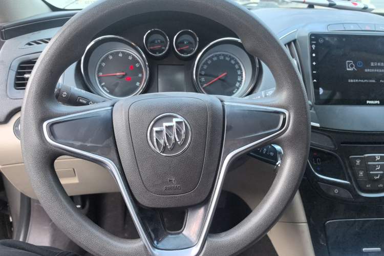 Used Buick Regal 2015 2.0L Leading Fashion Edition
