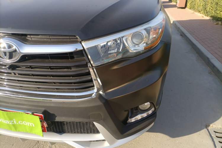 Used Toyota Highlander 2015 2.0T Two-Wheel Drive Elite Edition 7 Seats
