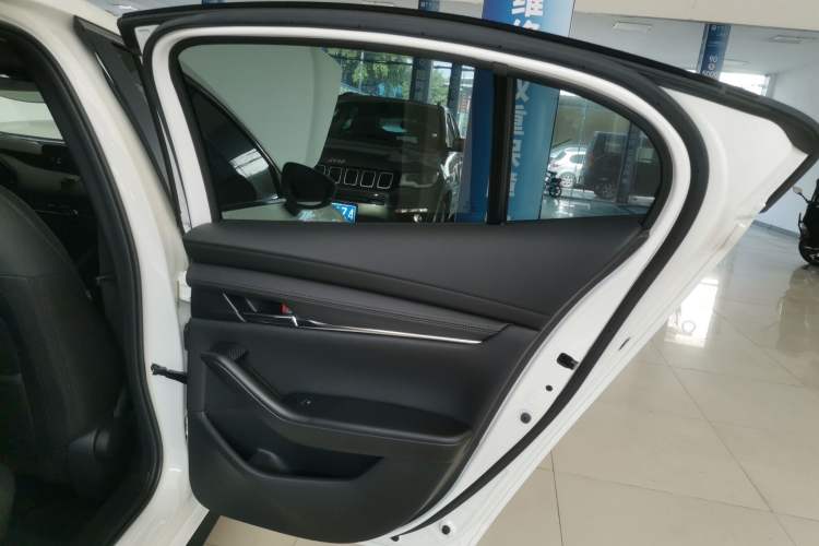 Used Mazda Mazda 3 Axela 2023 2.0L Automatic Zhiya Edition
