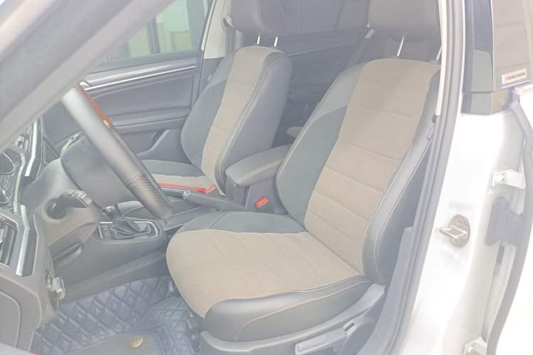 Used Volkswagen C-TREK 2020 1.5L Automatic Comfort Model