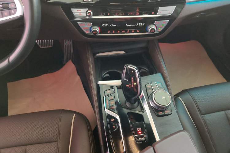 Used BMW 5 Series New Energy 2022 Restyled 535Le M Sport Package
