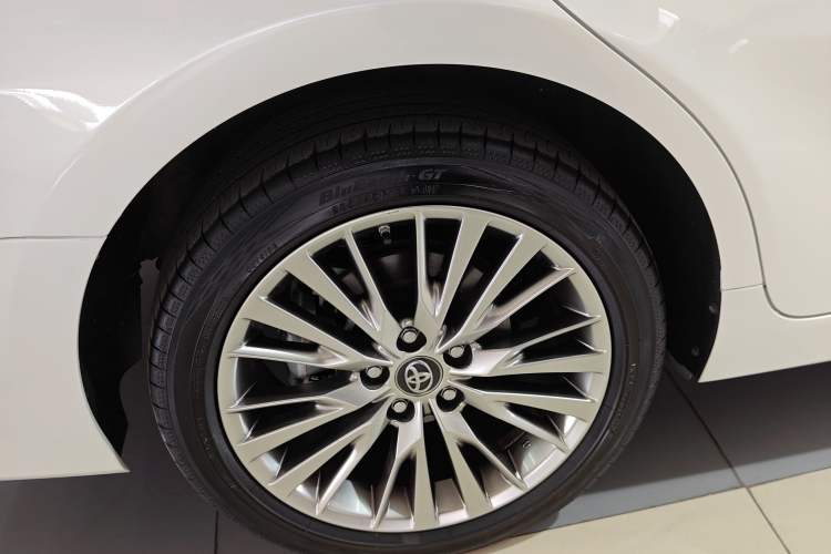 Used Toyota Camry 2019 Revised Version Dual-Engine 2.5 HG Luxury Edition