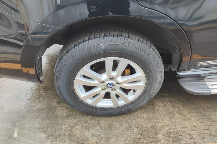 Used Venucia T70 2015 2.0L CVT Smart Edition