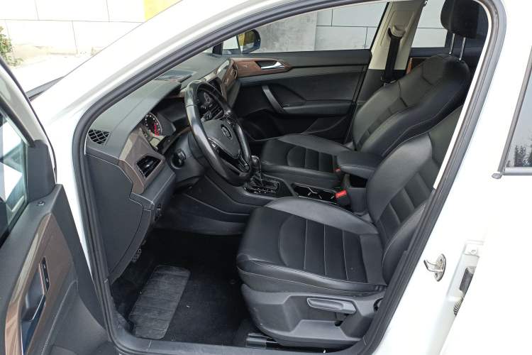 Used Volkswagen Tharu 2020 280TSI Two-Wheel Drive Comfort Edition China VI Standard
