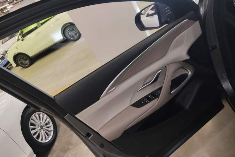 Used BYD Song Pro New Energy 2023 Champion Edition DM-i 71KM Leading Model
