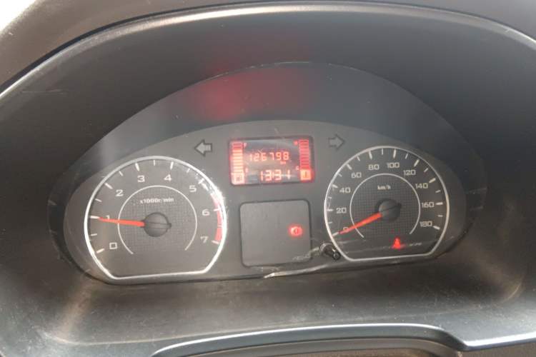 Used Wuling Hongguang V 2019 1.5L Jingqu Version China VI LAR
